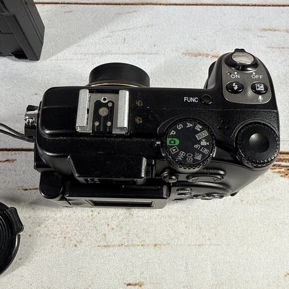 Nikon Coolpix 5400 Digital Camera 5.1MP Black Tested - Picture 4 of 5